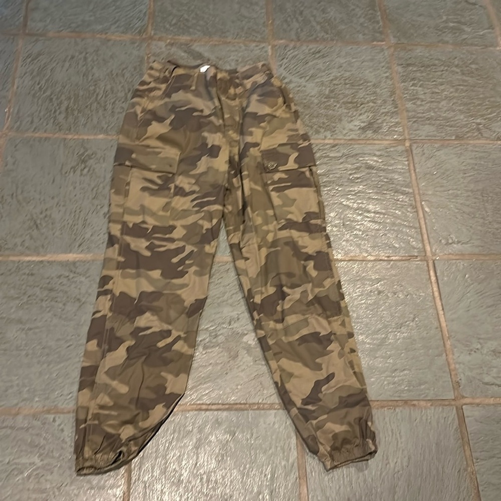 Garage small camo pants